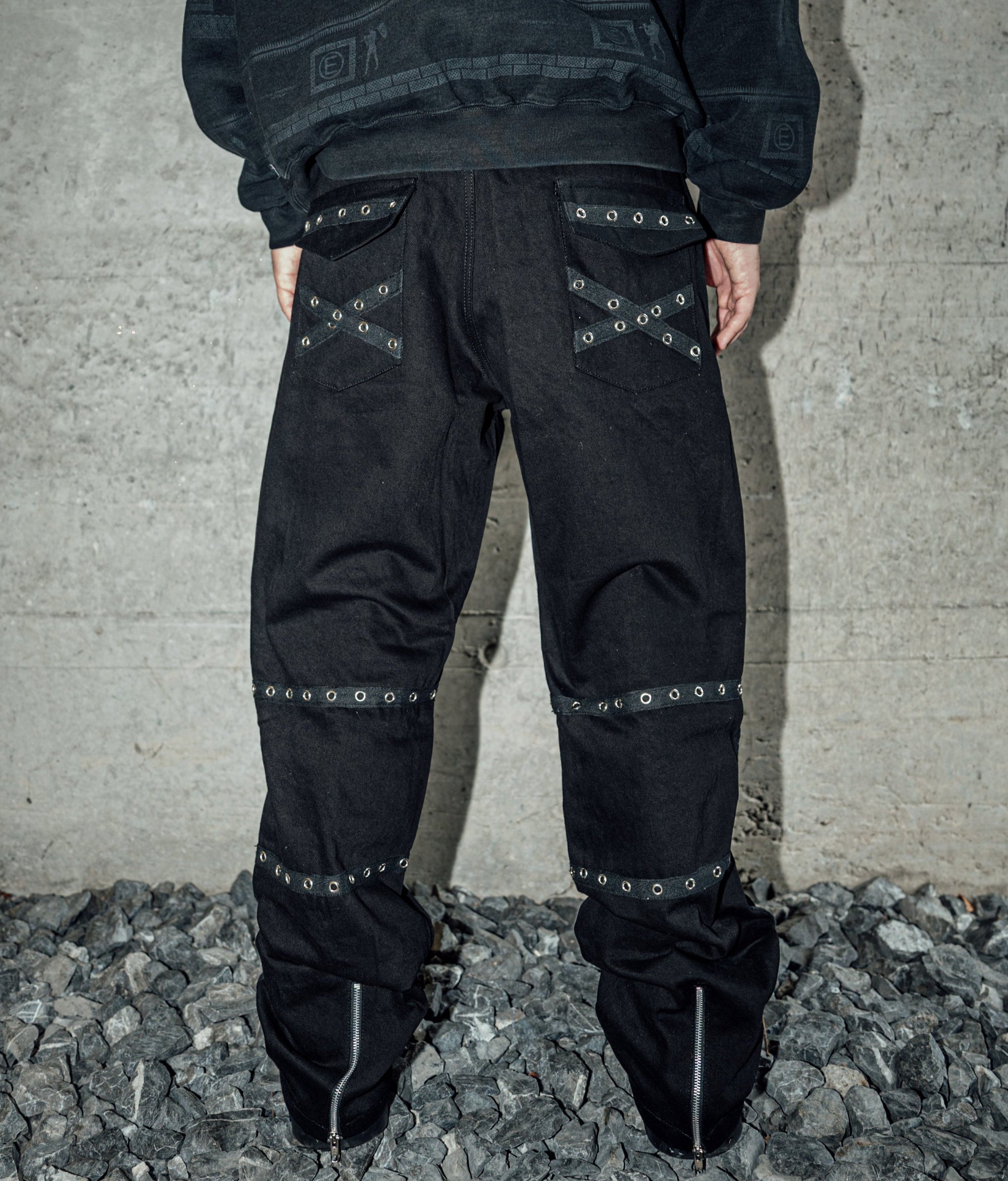 DARK CARGO PANT