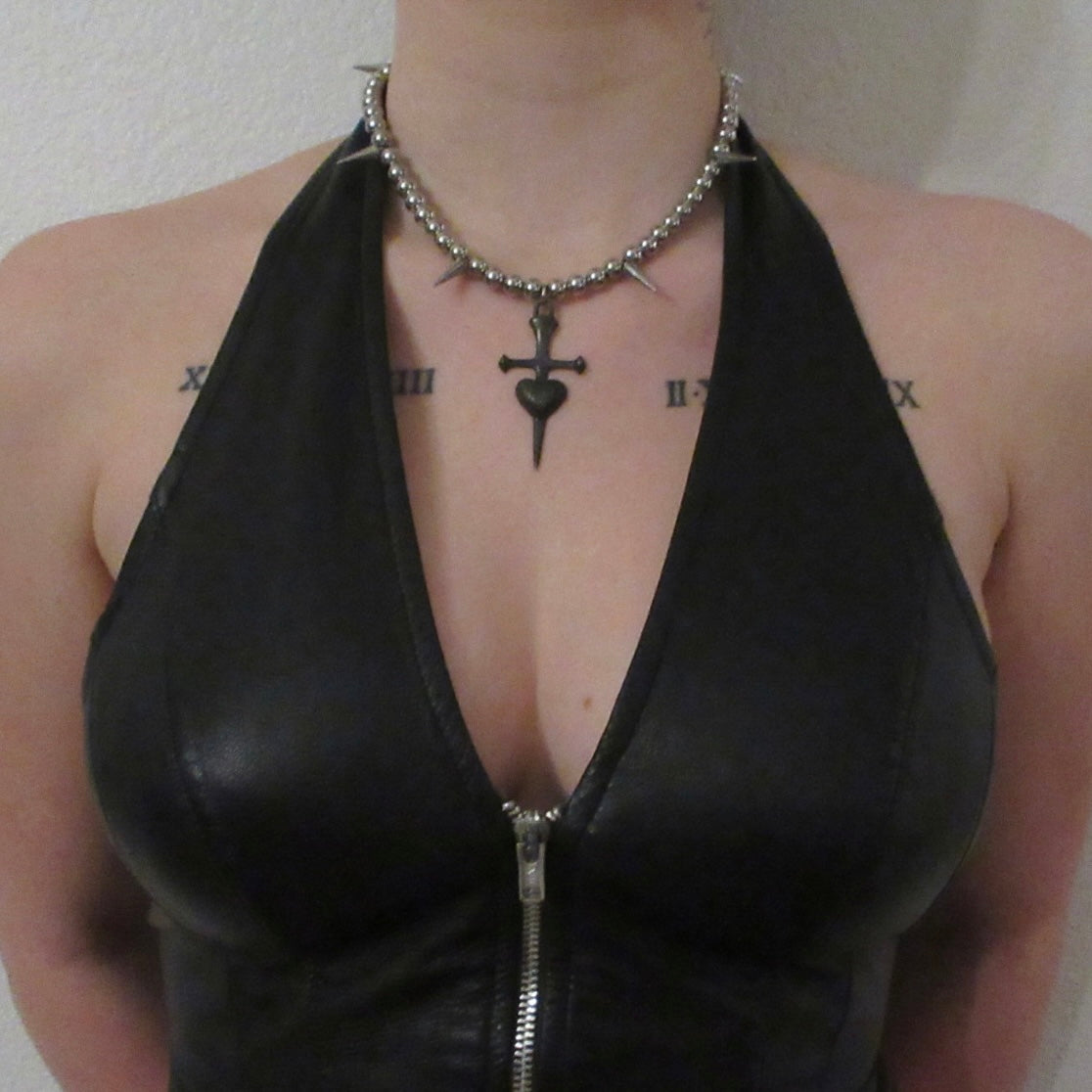 DARK HEART NECKLACE