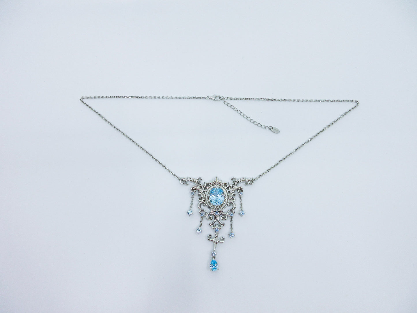 ENCHANTED NECKLACE V1