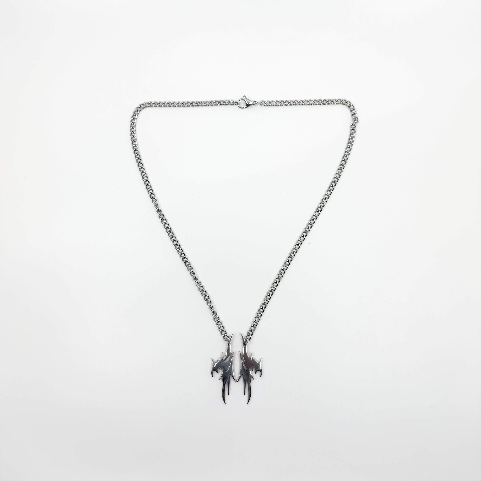 FLY NECKLACE [SHORT]