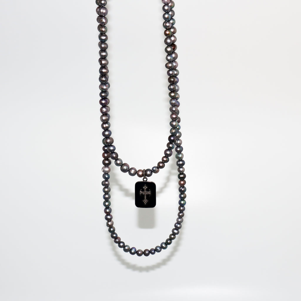 VINTAGE PERAL CROSS NECKLACE
